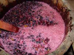 Сухое виноградное домашнее вино